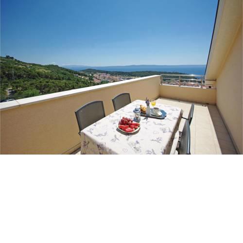 Apartment Put Makra V