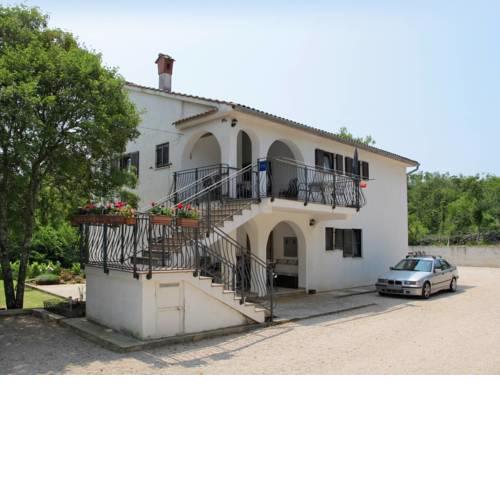 Apartment Radmila (MLK142)