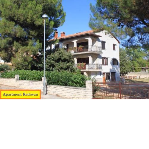 Apartment Radovan