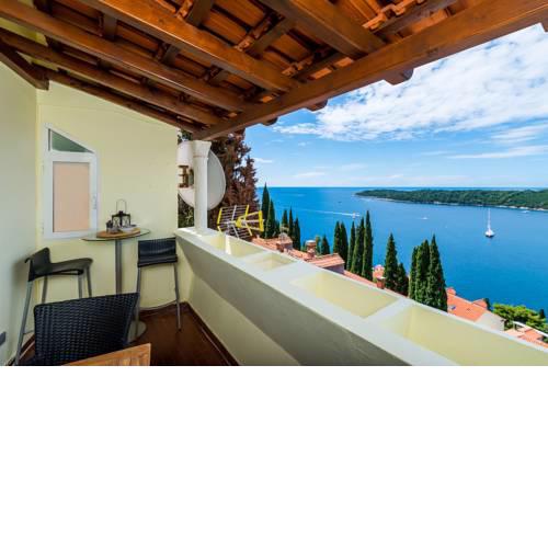 Apartment Reale