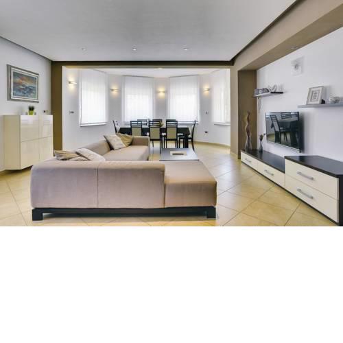 Apartment Robert