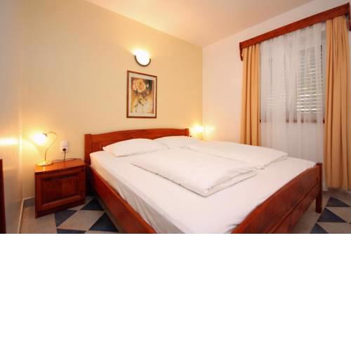 Apartment Rogoznica 3197a