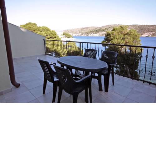 Apartment Rogoznica 3199d