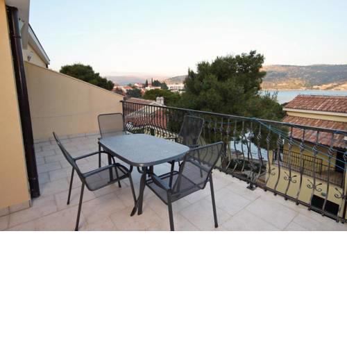 Apartment Rogoznica 3262d