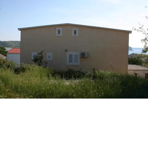 Apartment Rtina - Miocici 6210b