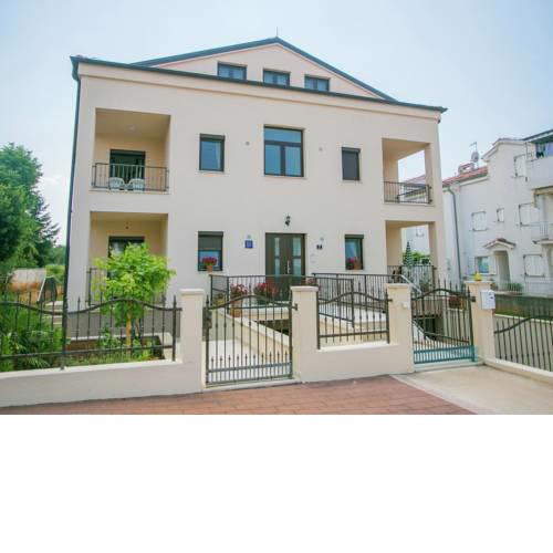 Apartment Sara 1