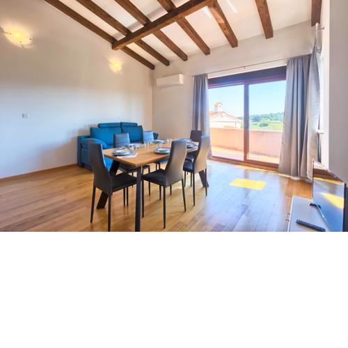 Apartment Sara with pool and sea view