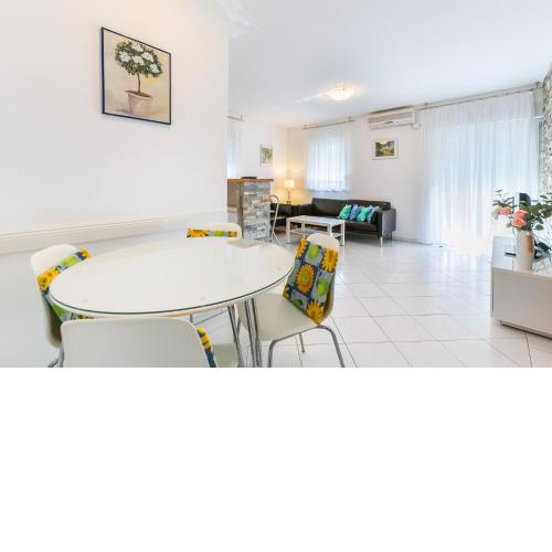Apartment Sedika