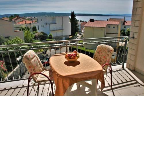 Apartment Selce 5496b