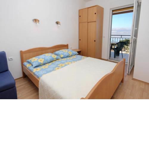 Apartment Slatine 5998c
