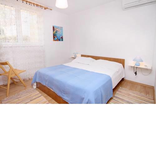 Apartment Slatine 6061b
