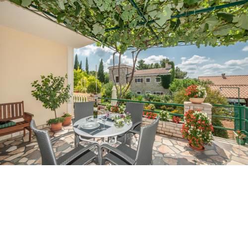 Apartment Slavica