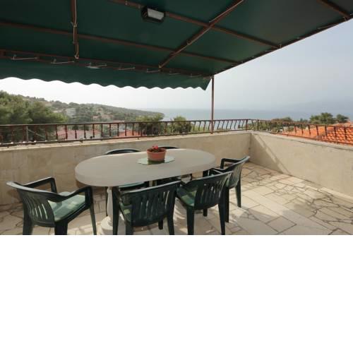 Apartment Splitska 15197c