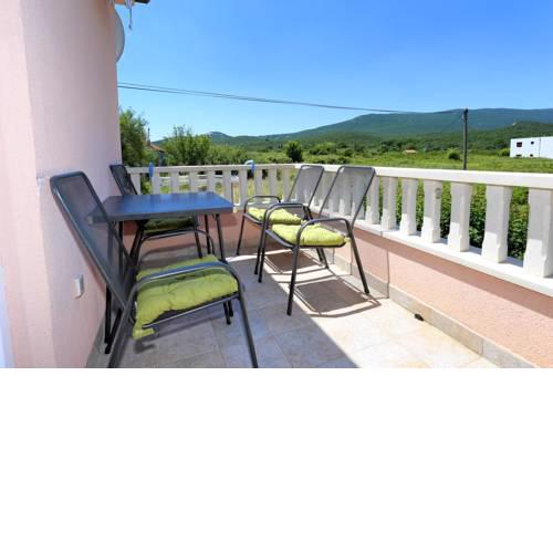 Apartment Sreser 10138b