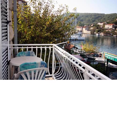Apartment Stomorska 781a
