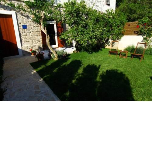 Apartment Sveti Filip i Jakov 17695a