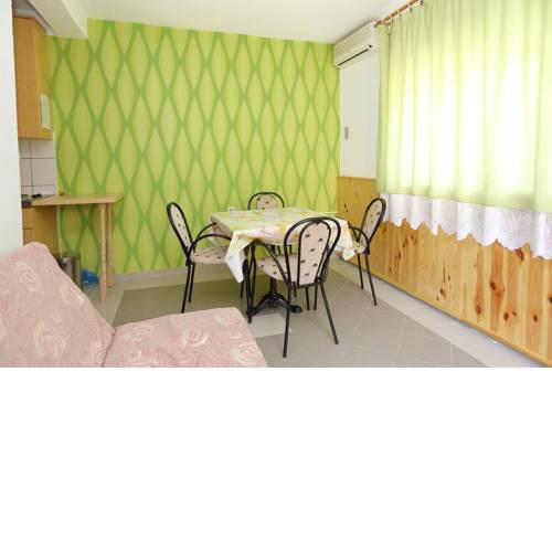 Apartment Trpanj 10047b
