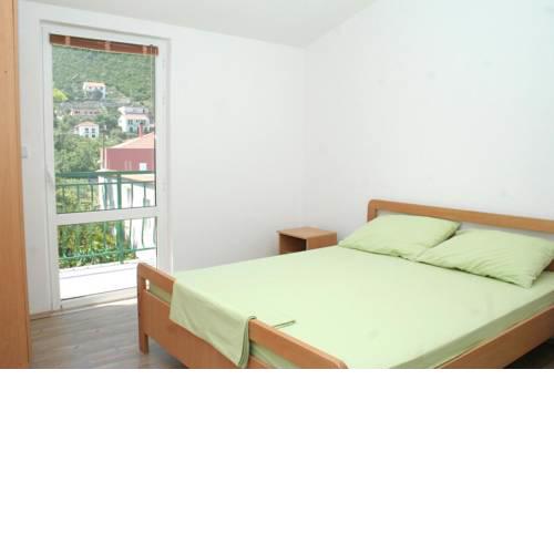 Apartment Trpanj 4510b