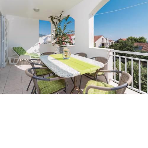 Apartment Trstenicka V