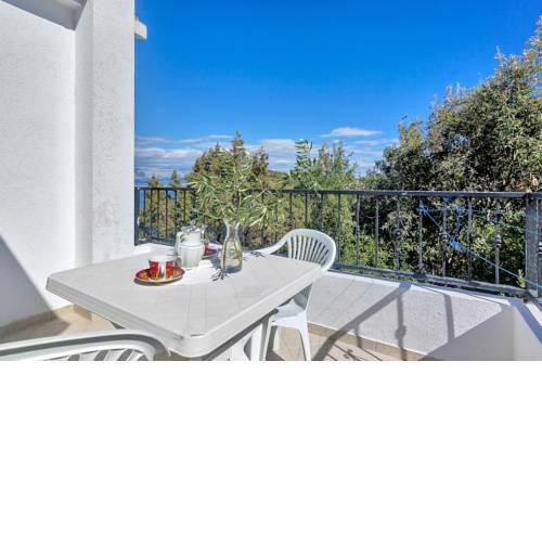 Apartment Uvala Pokrivenik 2073b