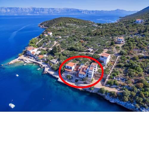 Apartment Uvala Pokrivenik 5231a