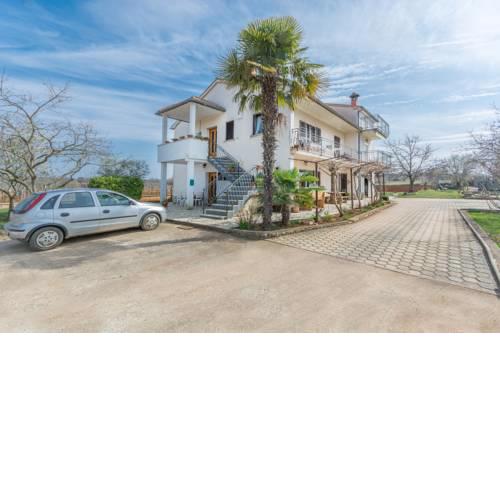 Apartment Velenik
