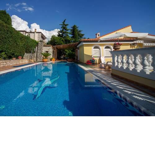 Beautiful Villa in Rijeka with Sauna