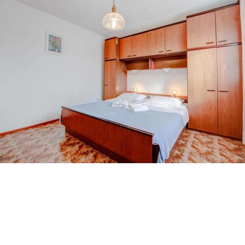 Apartment Vrboska 4025c