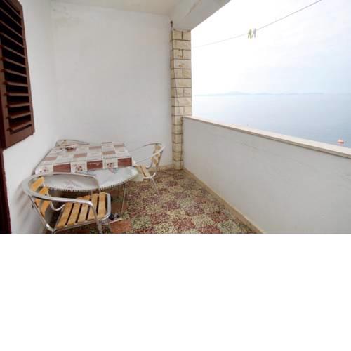 Apartment Zavalatica 4387c