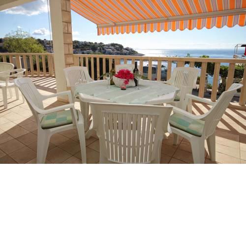 Apartment Zavalatica 9150a