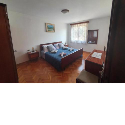 Apartment Zdenka for max 3 persons in Vrsar center close to sea