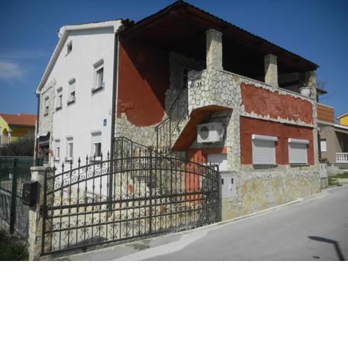 Apartment Zoran Pošesi