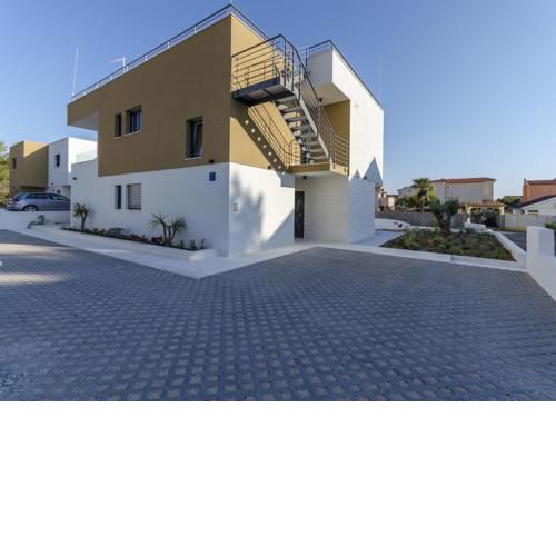 Apartments Adriana I