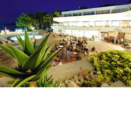 Apartments Adriatiq Resort Fontana Jelsa - CIN09003-CYE