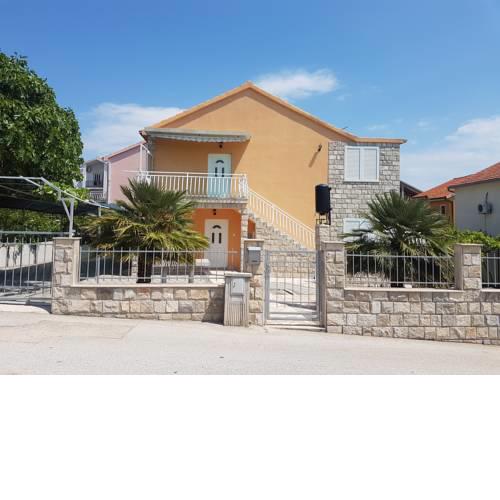 Apartments Alma