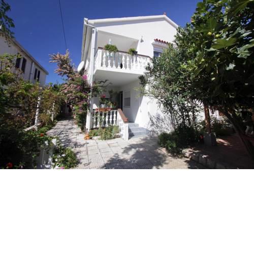 Apartments Alma