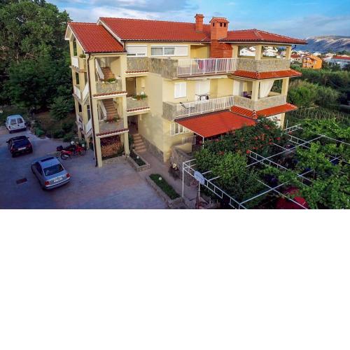 Apartments Ana & Milo