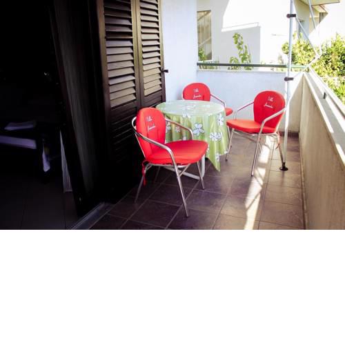 Apartments and rooms by the sea Podgora, Makarska - 11893