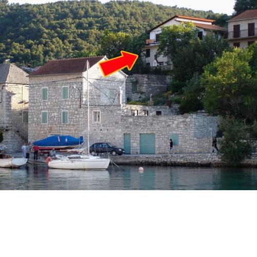 Apartments and rooms by the sea Stomorska, Solta - 5211
