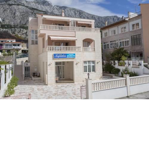 Apartments and Rooms KAPULICA