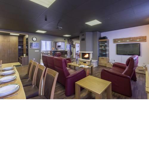 Apartments and Rooms K'Eli