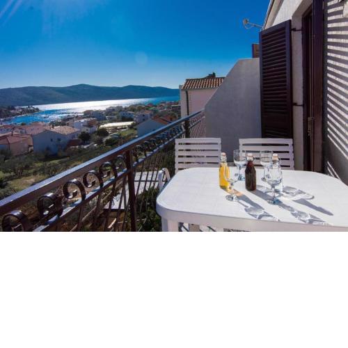 Apartments and rooms Mato - with parking
