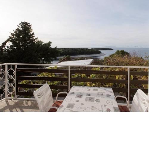 Apartments and Rooms Mirja