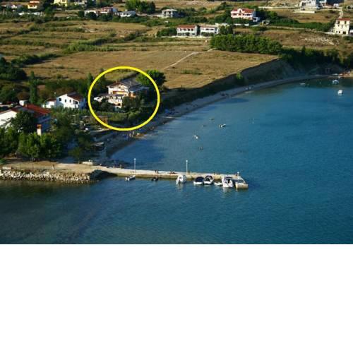 Apartments and rooms Sandy beach