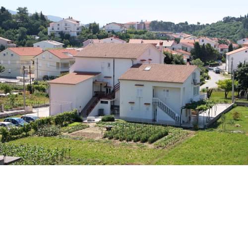 Apartments and rooms with parking space Palit, Rab - 5039