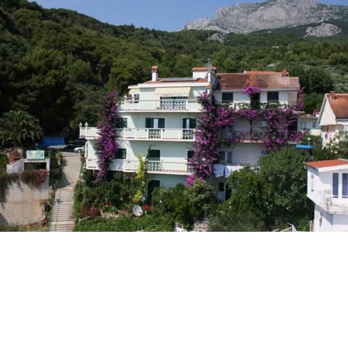 Apartments and rooms with parking space Podgora, Makarska - 6706