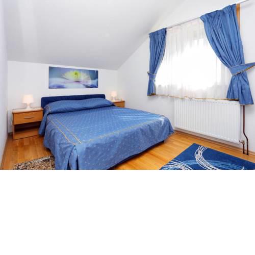 Apartments and rooms with parking space Vranovaca, Plitvice - 17428
