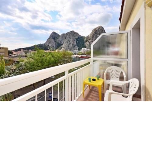 Apartments AT