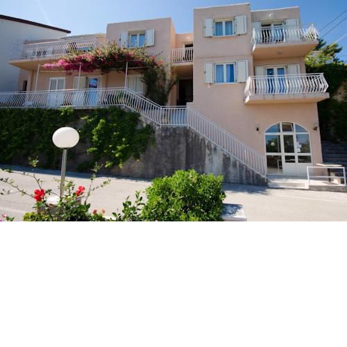 Apartments Bećir