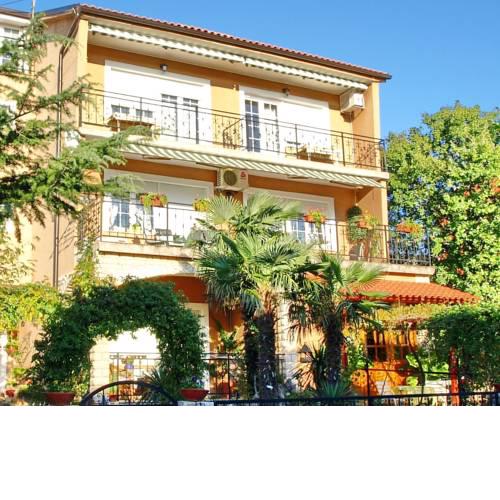 Apartments Bell